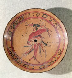 Gran plato tripodal que representa a un actor o bailarín, 600-950
